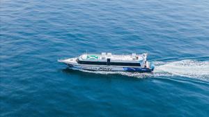 einstein fast boat bali