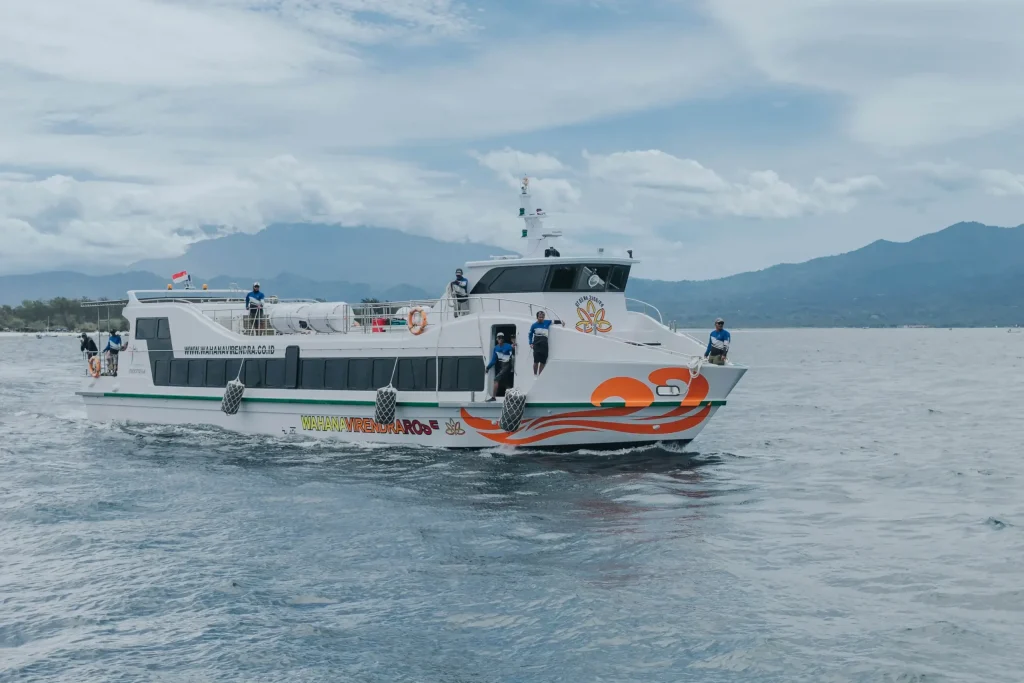 Wahana Virendra Rose is the first large-bodied fast boat to serve the crossing from Sanur to Nusa Penida.
